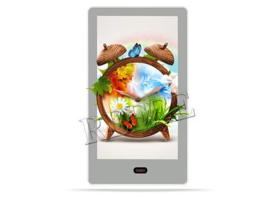 China Interactive Digital Mirror Display , Bathroom Mirror Display Beauty Salon Mirrors for sale