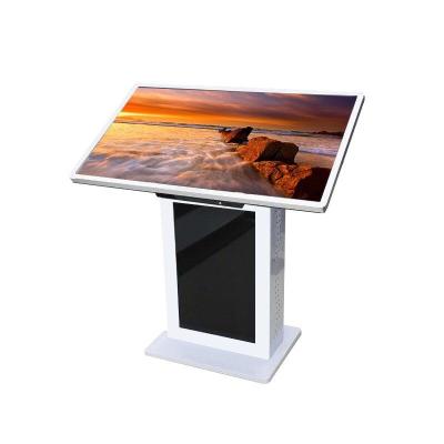 China 2GB RAM Free Standing LCD Display Interactive Touch Screen Kiosk 89 Viewing Angle for sale