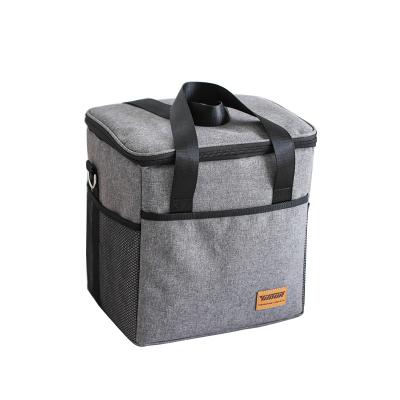 China Large Capacity Waterproof Custom Outdoor 900D Handle Waterproof Oxford Lunch Cooler Bags for sale