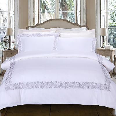 China Flower Frame Stitch Classical Design Hotel white bed sheet bedding set bed linen zu verkaufen