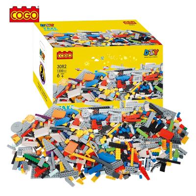 China Eco-friendly Building Toy COGO ABS Plastic Assemble City Building Blocks Set 1200pcs DIY Children Building Blocks for sale