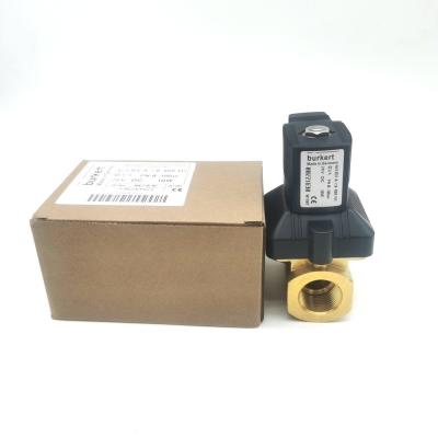 China BURKERT  00126154 SOLENOID VALVE 3/2WAY NC 1.5MM ORIFICE 0-16BAR BRASS 24V FKM SEAL -10°C - 100°C IP65 for sale