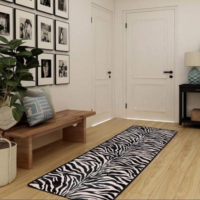 China Stain Resistant 2022 Popular Amazon Housewares Bedroom Living Room Cowhide Blanket Cowhide Blanket Black And White for sale