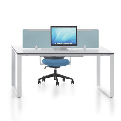 China Expandable Two Person Workstation With Partition Table Modern Style Quick Deployment Desk for sale