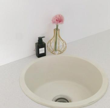 China Hot Sale Minimalist Household Hygiene Washing Basin Ceramic White Lightweight Wash Basin for sale