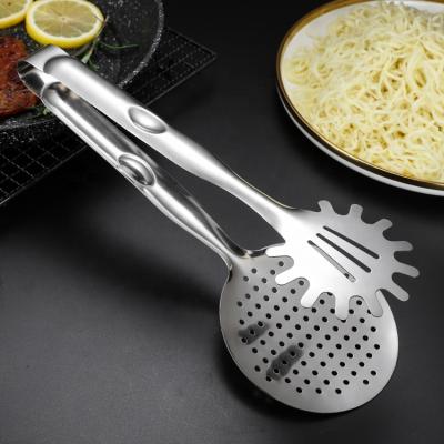 China Sustainable Oil-Frying Salad BBQ Filter Kitchen Tools Multifunctional Stainless Steel Filter Spoon With Clip for sale