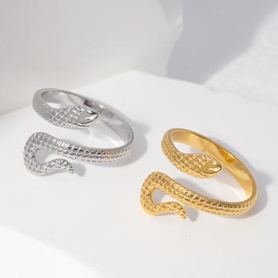 China Trendy Hot Personality Vintage Stainless Steel Snake Ring Jewelry For Women Simple Classic Knuckle Ring Accessories for sale