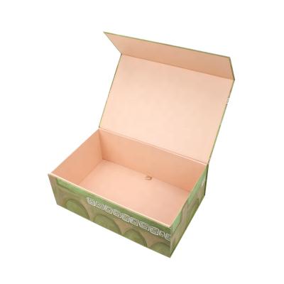 China Other Custom Stylish Jackets Collapsible Magnetic Gift Box With Strong Inner Double Flap for sale