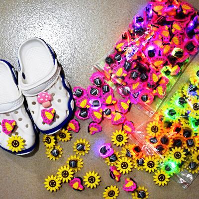 China Shoe Buckle Charm Kids Birthdays Gifts Clogs Shoes With Lights Shoe Gallows Flashing Charms For Clogs Garden Shoes Glow With Shine for sale