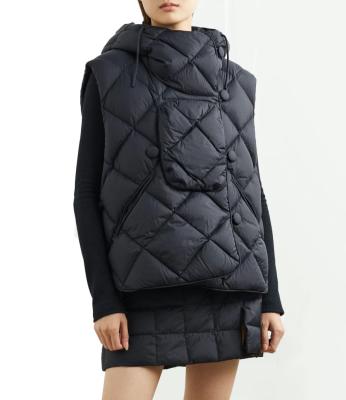 China Women Quilted Down Puffy Coat Custom Made Winter Vest Fashionable Patch Pocket Quilted Down Puffy Vest Hooded Coat for sale