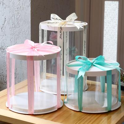 China Recyclable Custom Logo Round PET Cake Box Transparent Cake Box Packaging Gift Rose Bear Box for sale