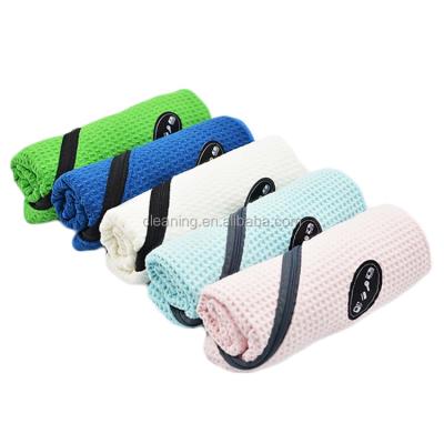 China Funny Custom Printed Waffle Sports Gym Microfiber Golf Funny Hand Towels Viable With Pocket for sale