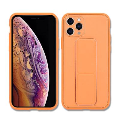 China Shockproof Hybrid PC Tpu Mobile Cover For Iphone 13 Mini Magnetic Phone Case Anti Scratch Kickstand Shockproof For Iphone 13 pro max for sale