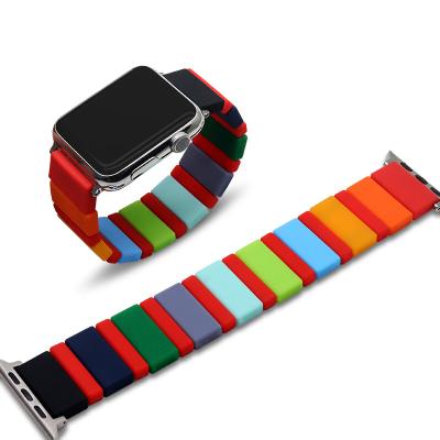 China Hot Selling Comfy Color Block Silicone Water Resistant Product Strap Stitching Bands For Apple Watch for sale