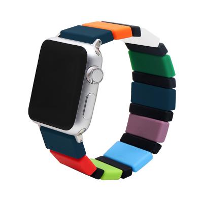 China Water Resistant Silicone Strap For Apple Color Adjustable Block Watch Band Smartwatch Sports Stitching Rubber Watchband for sale