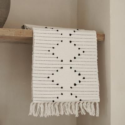 China European Mexican Stripe Table Cloths Office Dining Runner For Home Decoration Use Tassels Tablecloth Burlap Macrame Table Runner for sale