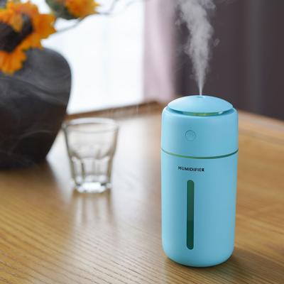 China Mini Perfume Mist USB Air Humidifier Nebulizer Automatic Car Ultrasonic Essential Oils Diffuser zu verkaufen