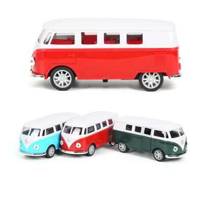 China Diecast Toy 1:32 Alloy Retro Bus Children's Toy Car Ornaments Pull Back Die Casting Car Toy Car Metal Model Gift Wholesale for sale