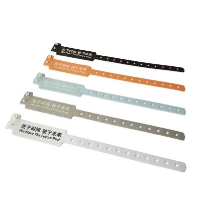 China Promotion Activity Custom PVC Vinyl Wristbands Monochrome Printing for Events Party for sale