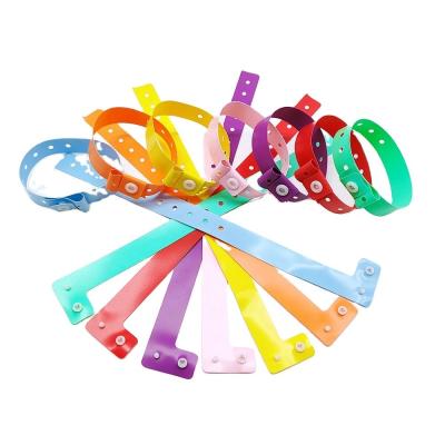 China Soft Plastic PVC Sale L Shape Adult Size Wristband for Events Festival Customized Logo for sale