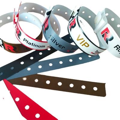 Κίνα 250*25mm/250*19mm Custom One Time Waterproof Plastic Wristband για πάρκο/υπόσταση/φεστιβάλ προς πώληση