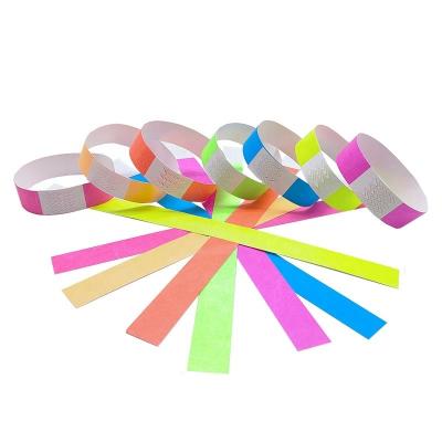 China Customizable Neon Color Tyvek Wrist Bands 250*19mm for Festivals and Concerts for sale