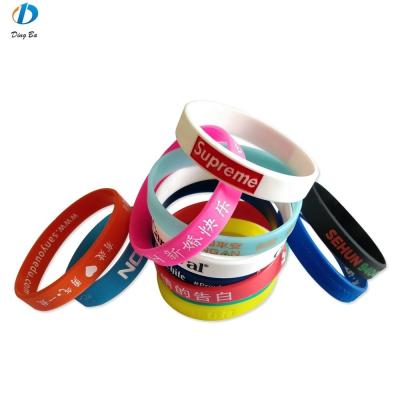 China Custom Event Fundraising Silicone Round Wristband Bracelet with ISO9001 Certification for sale