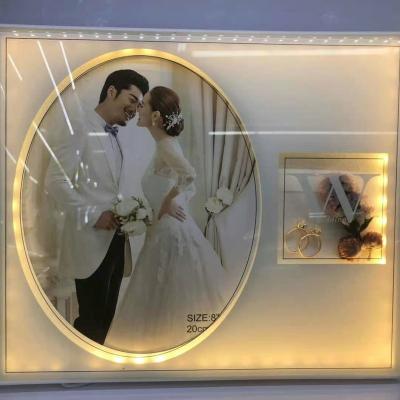 China Classical Glossy Calssical Gold Fotos Women Marcos Gifts Memory Wedding Picture Photo Frame for sale