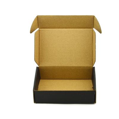 China Recyclable Customizable Colors And Patterns Customizable Flat Pack Boxes Black Paper Big Packing Box for sale