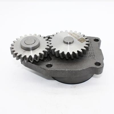 China Engine System Factory 6BT5.9 6BT Engine Oil Pump Excavator Parts Diesel Oil Pump 4935792 for sale