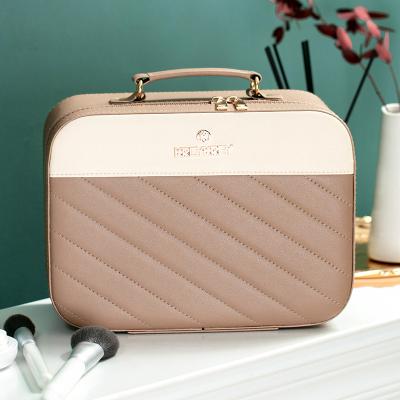 China Small Small Bag 2022 New Large Capacity Square Portable Cosmetic Bag Travel Small Cosmetic Case for sale