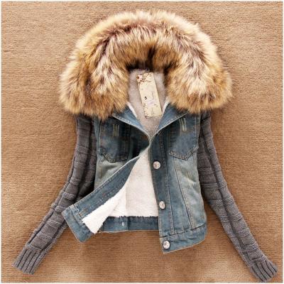 China Vogue Low Price Sustainable Chamarras Dama Knitted Sleeves Girls Winter Jacket With Fur Collar for sale