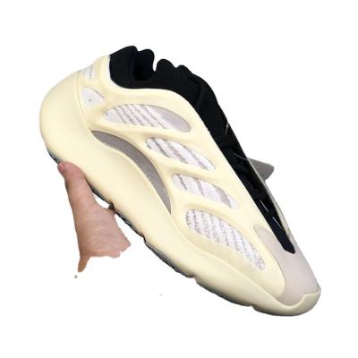 China Cushioning popular classic dad light shoes couple reflective sneakers original Yeezy 700, 700 V3 fashion yeezy, yeezy for sale