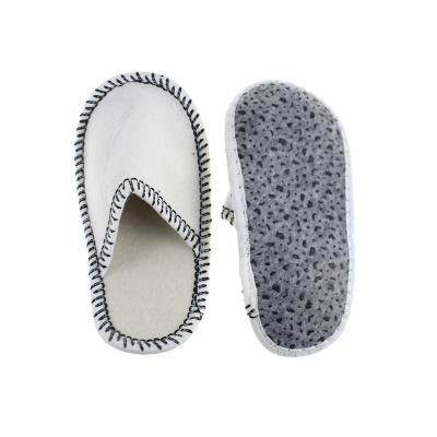 China Hotel / Airline / Travel /home Personalized Hotel Slippers , Disposable Cotton Terry Cloth Hotel Slippers For Spa Guests for sale