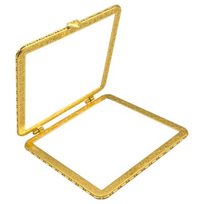 China Miscellaneous Jewelry Box and Ornament Box Shape Jewelry Box and Ornament Box Hinge Ring with Cluth and Bigger Lock Clasp Square Metal Shadow Box Frame for sale