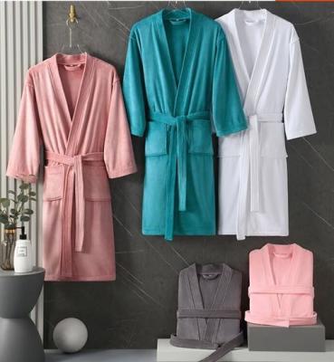 China Customized Logo Terry Design Material 100% Cotton Hotel Bathrobe for sale