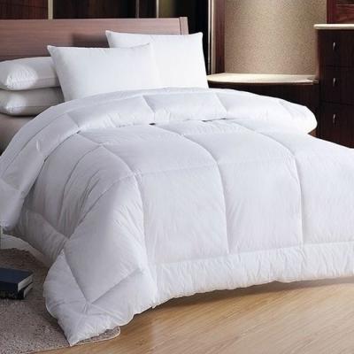 China Luxury Cotton Fabric Hotel Duvet 90% White Duck Down Quilt Fashionable for sale