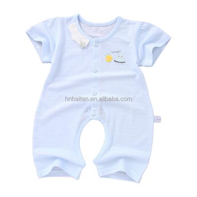 China Customized Baby Onesie Anti Shrink 100% Cotton White Onesie Wholesale Price Newborn Baby Clothes Baby Rompers for sale