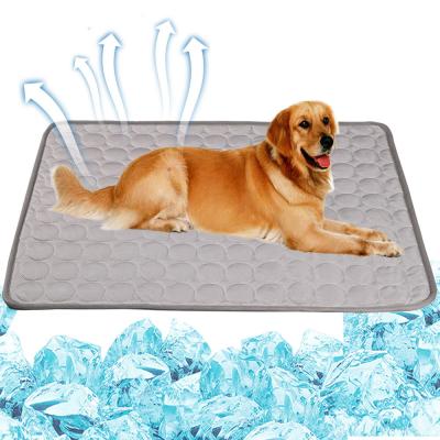 China Hot New Pet Border Soft Silk Pet Supplies Breathable Pet Ice Pad Cat Cooling Amazon Dog Cooling Mat for sale