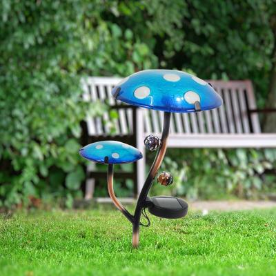 China Art Decor Glass Mushroom Shape Metal Garden Solar Stake Landscape Decor Lighting Solar Stakes for sale