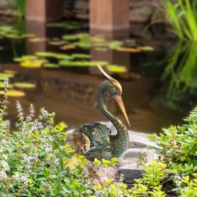 China OEM Brown Metal Heron Shape Animal Solar Garden Decor Stereoscopic Heron Garden Statue for sale