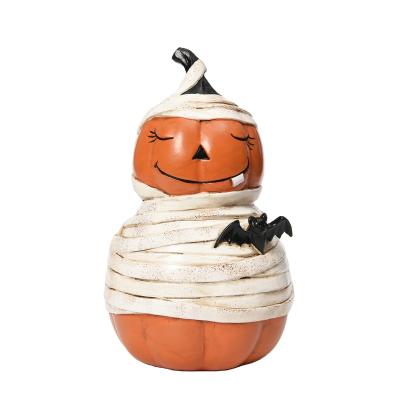 China European Theme Party Doll Polyresin Halloween Fall Decorations Pumpkin Bandage Doll Halloween Party Shelf Decor for sale