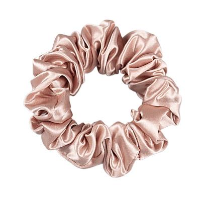 China Beautiful 100% Gerine Hair Rope Tie Hair Band Event Gift 100% Silk Skinny Scrunchies Custom Colored Silk Hair Band for sale