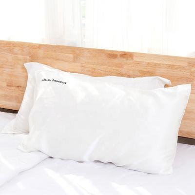 China Gerine 22mm Non-Toxic White Embroidered 100% Silk Hair Care Skin Care Support Customized High End Silk Pillowcase With OEKO Certified for sale