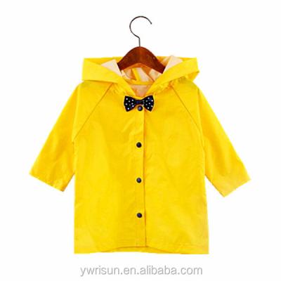 China Hot Selling Girls Windproof Yellow Waterproof Raincoats Kids Nylon Custom Rain Coat for sale