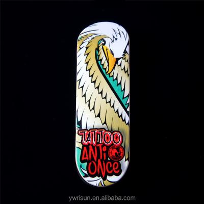 China RSFN0020 Nice Custom Wood Tech Deck Fingerboard With Heat Transform Printing Graphics for sale