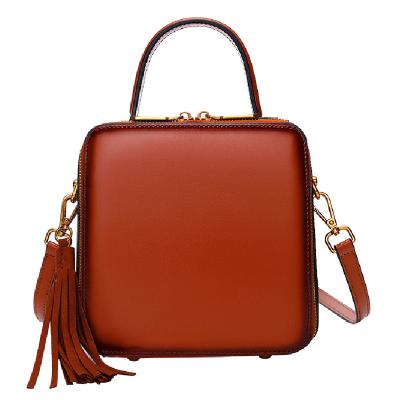 China Lady's New Vintage Bag Genuine Leather Cubic Women's Leather Small Cross Body Bag for sale