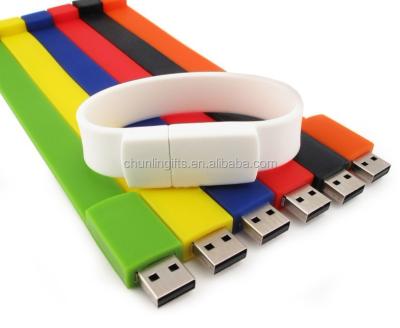 China Silicone Animal Cheap Wristbands With 2.0 USB Flash Drive for sale