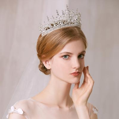 China Alloy+Rhinestone+ Crystal Vintage Designer Bridal Hair Accessories Fashion Crystal Rhinestone Women Crowns And Tiaras for sale