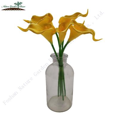 China Environmental Friendly Home / Wedding Decoration Flower Yellow Calla Lily Artificial Flowers for sale